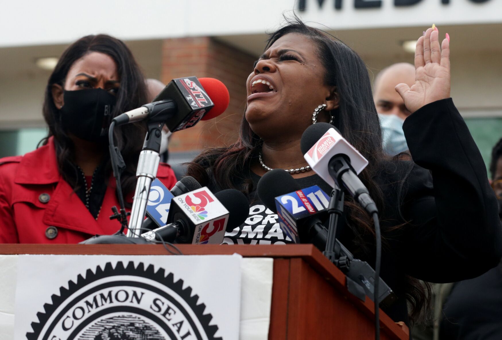 St. Louis City Mayor Tishaura O. Jones & Congresswoman Cori Bush Visit St. Louis City Jails